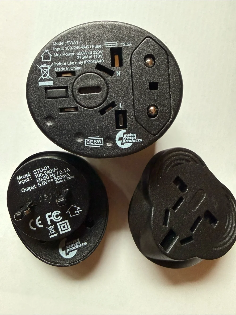 Swiss Travel Universal Adapter Black Travel Set model STU-01